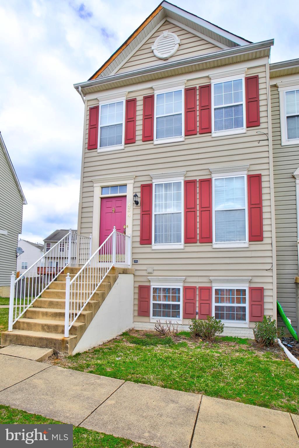 SYCAMORE HILL - Residential