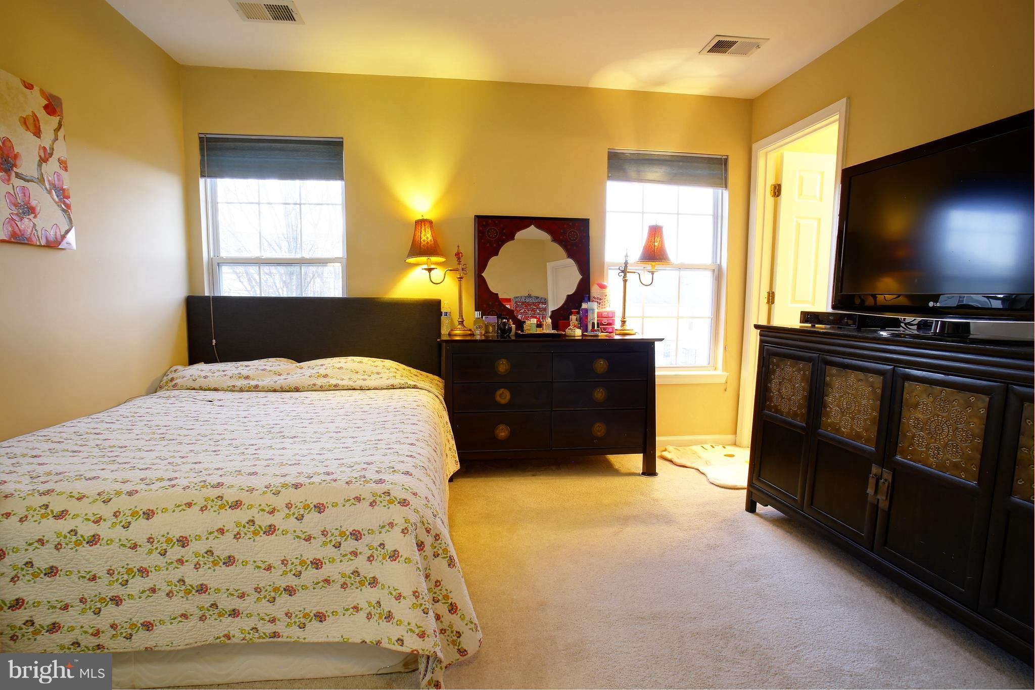 SYCAMORE HILL - Residential