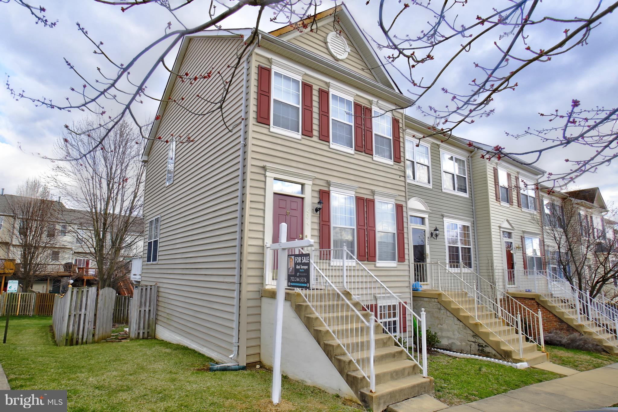 SYCAMORE HILL - Residential