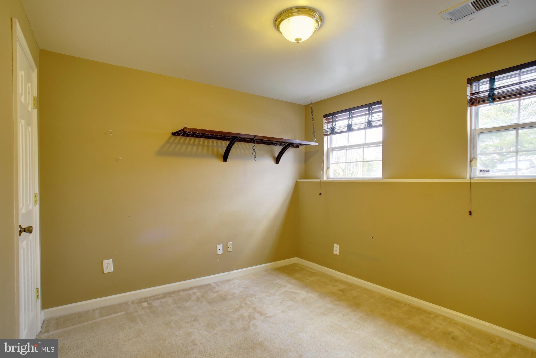 SYCAMORE HILL - Residential