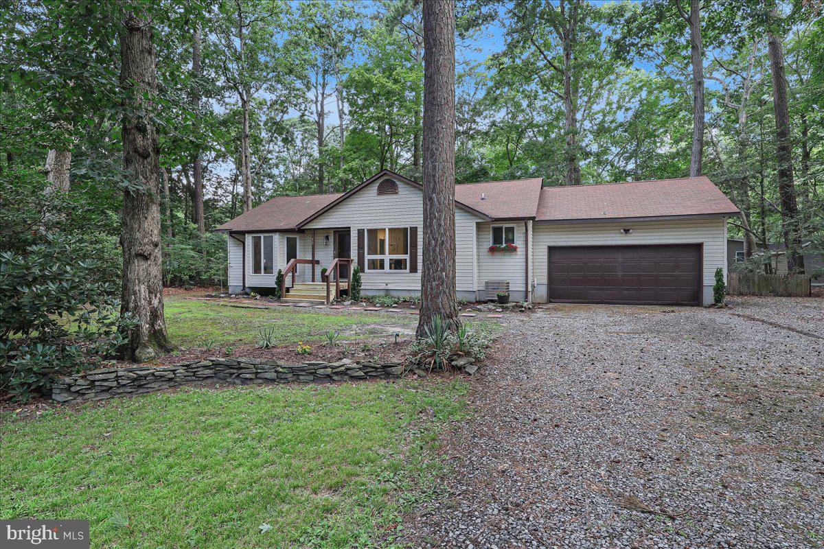 10 STONEMEADOW COURT