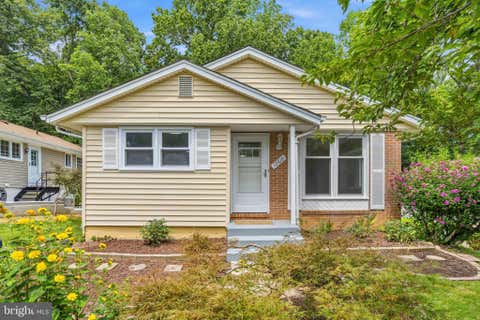 Photo of 12819 Greenhall Drive, WOODBRIDGE, VA 22192 (MLS # VAPW2124726)