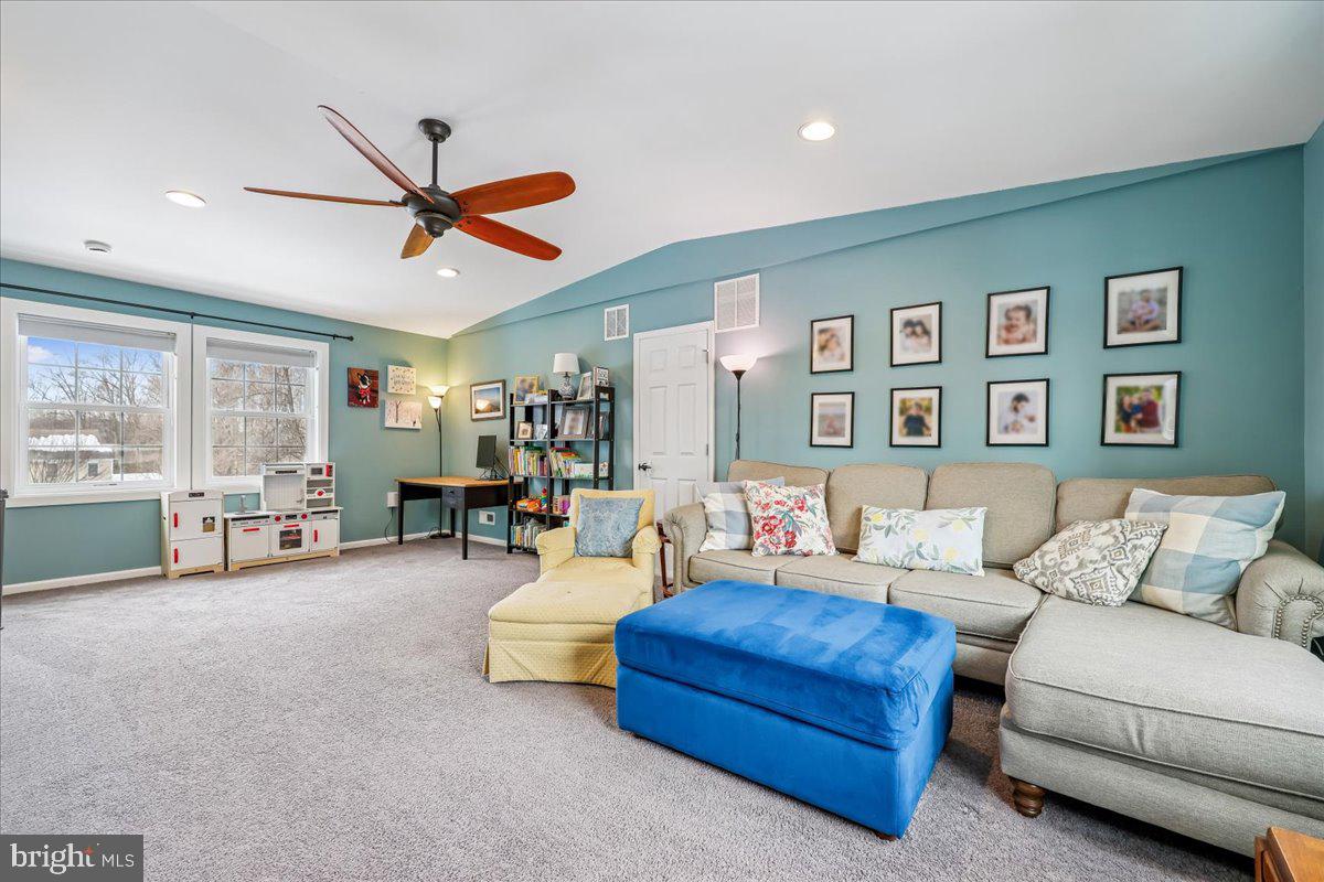 WEST END PARK - Residential