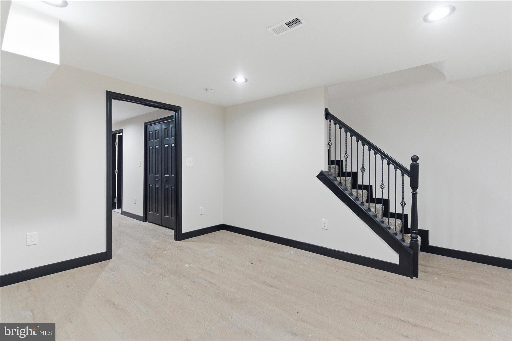 IRVINGTON - Residential