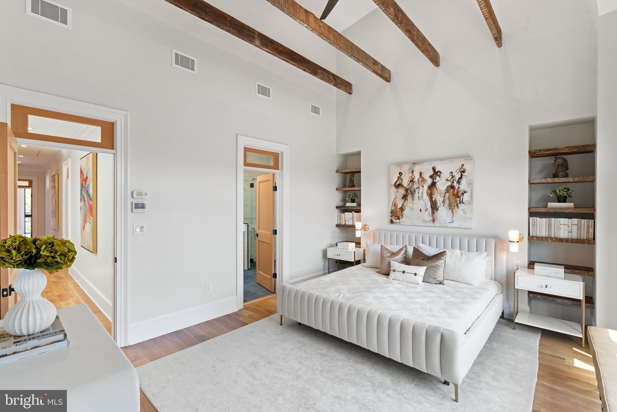 LOGAN CIRCLE - Residential
