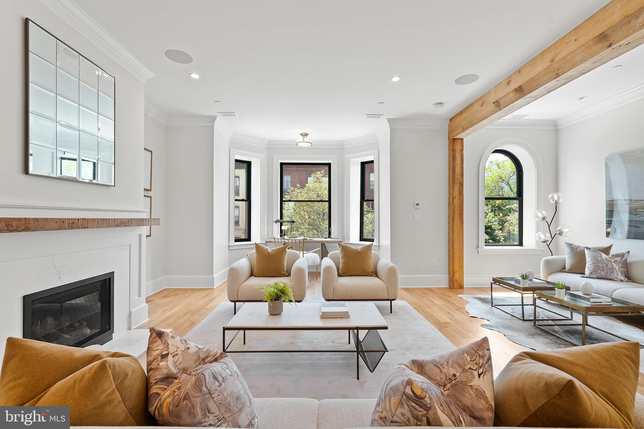 LOGAN CIRCLE - Residential