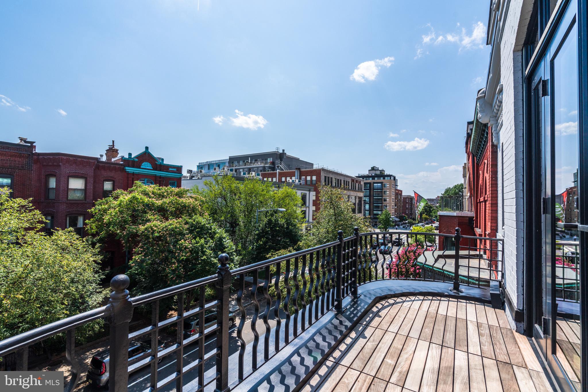 LOGAN CIRCLE - Residential