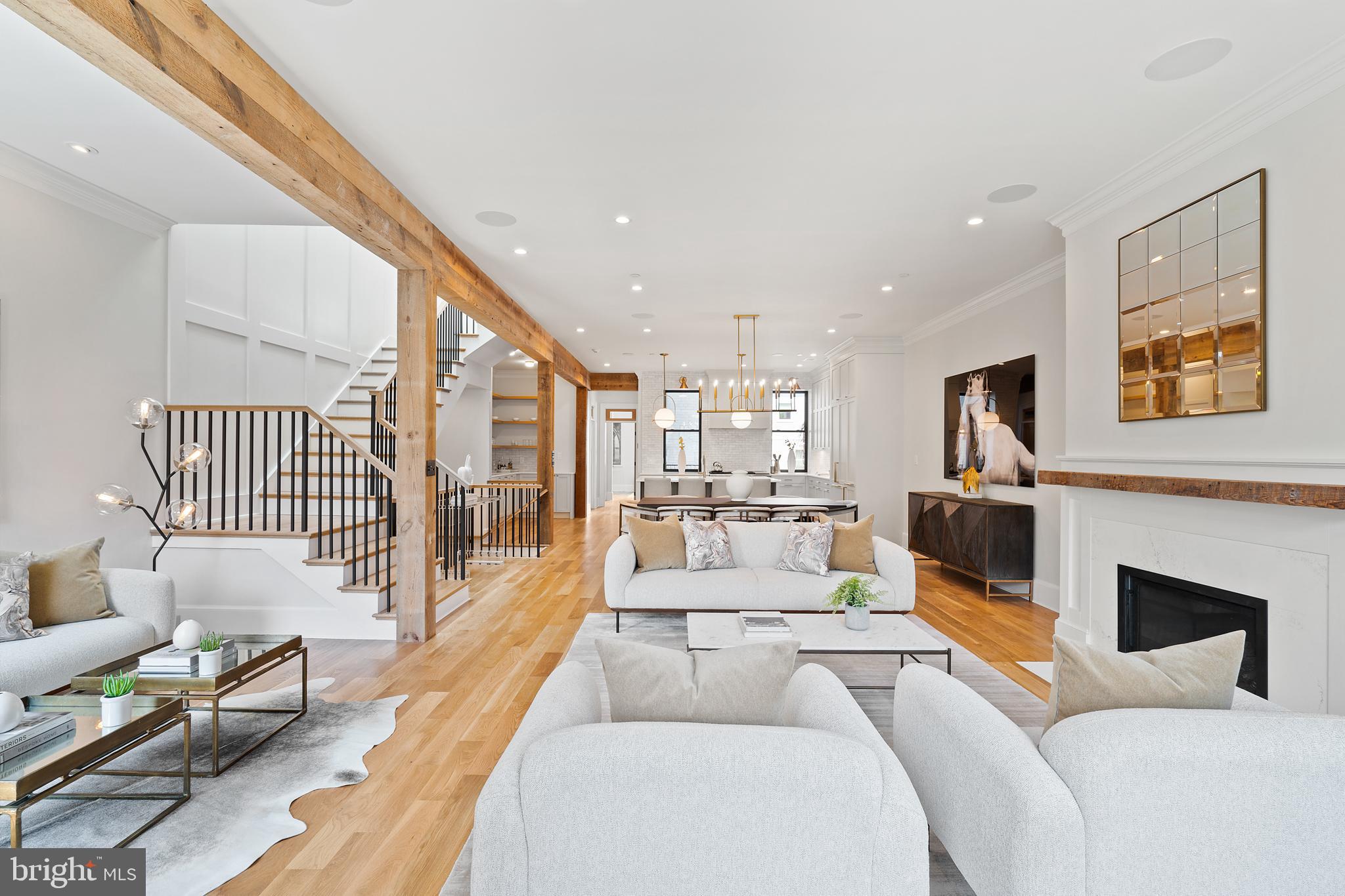 LOGAN CIRCLE - Residential