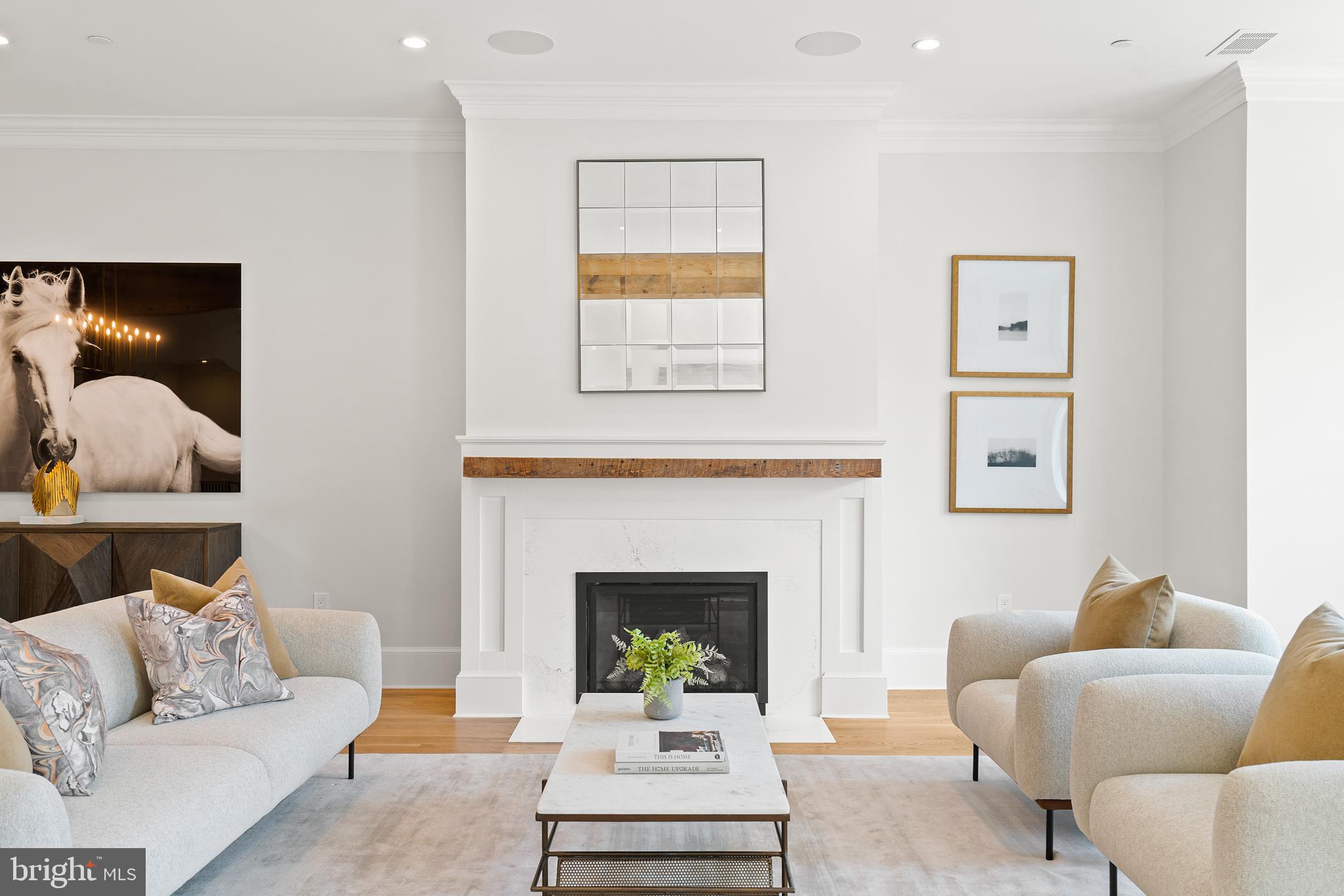LOGAN CIRCLE - Residential