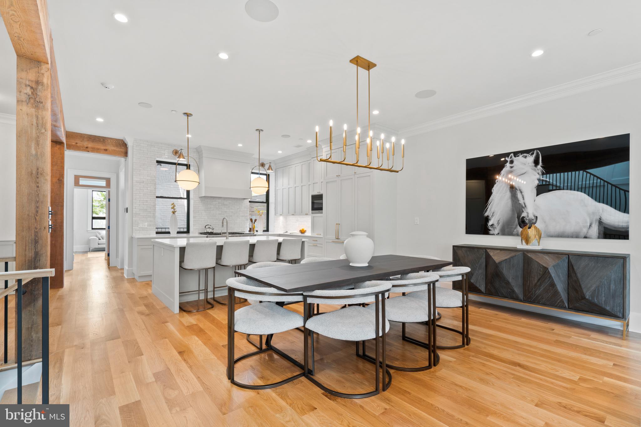 LOGAN CIRCLE - Residential