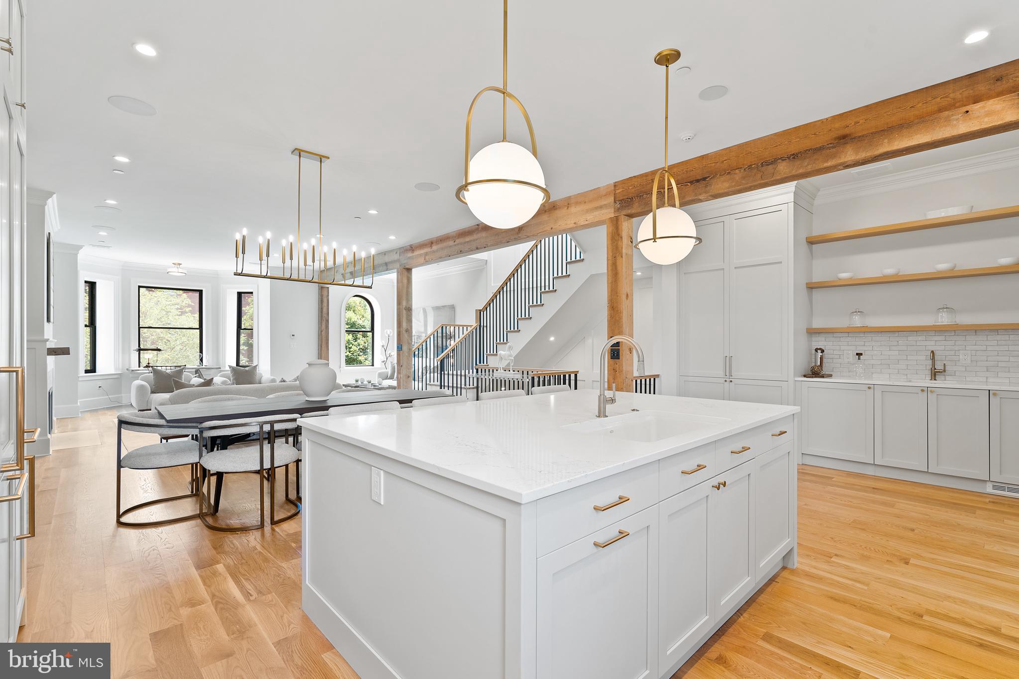 LOGAN CIRCLE - Residential