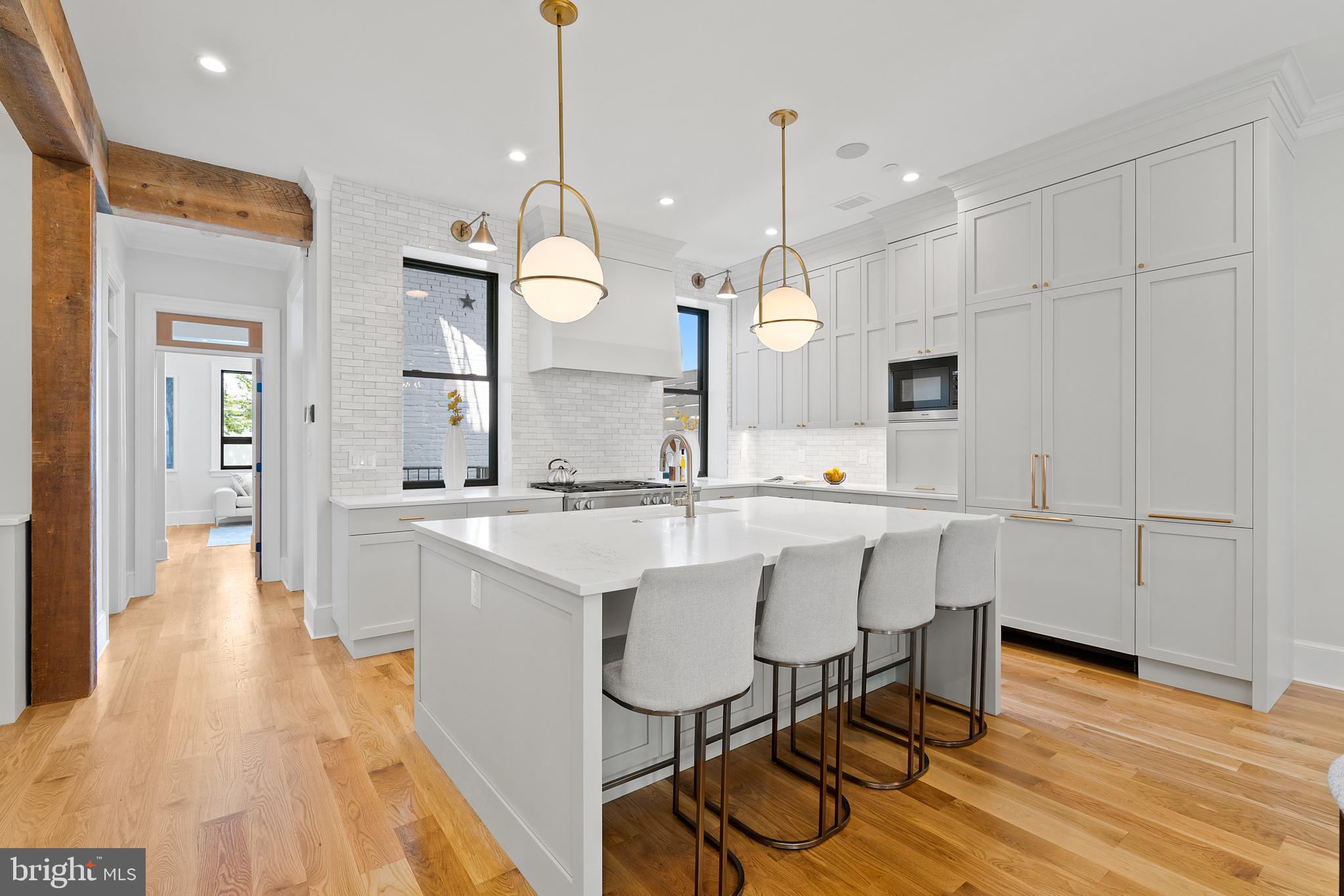 LOGAN CIRCLE - Residential