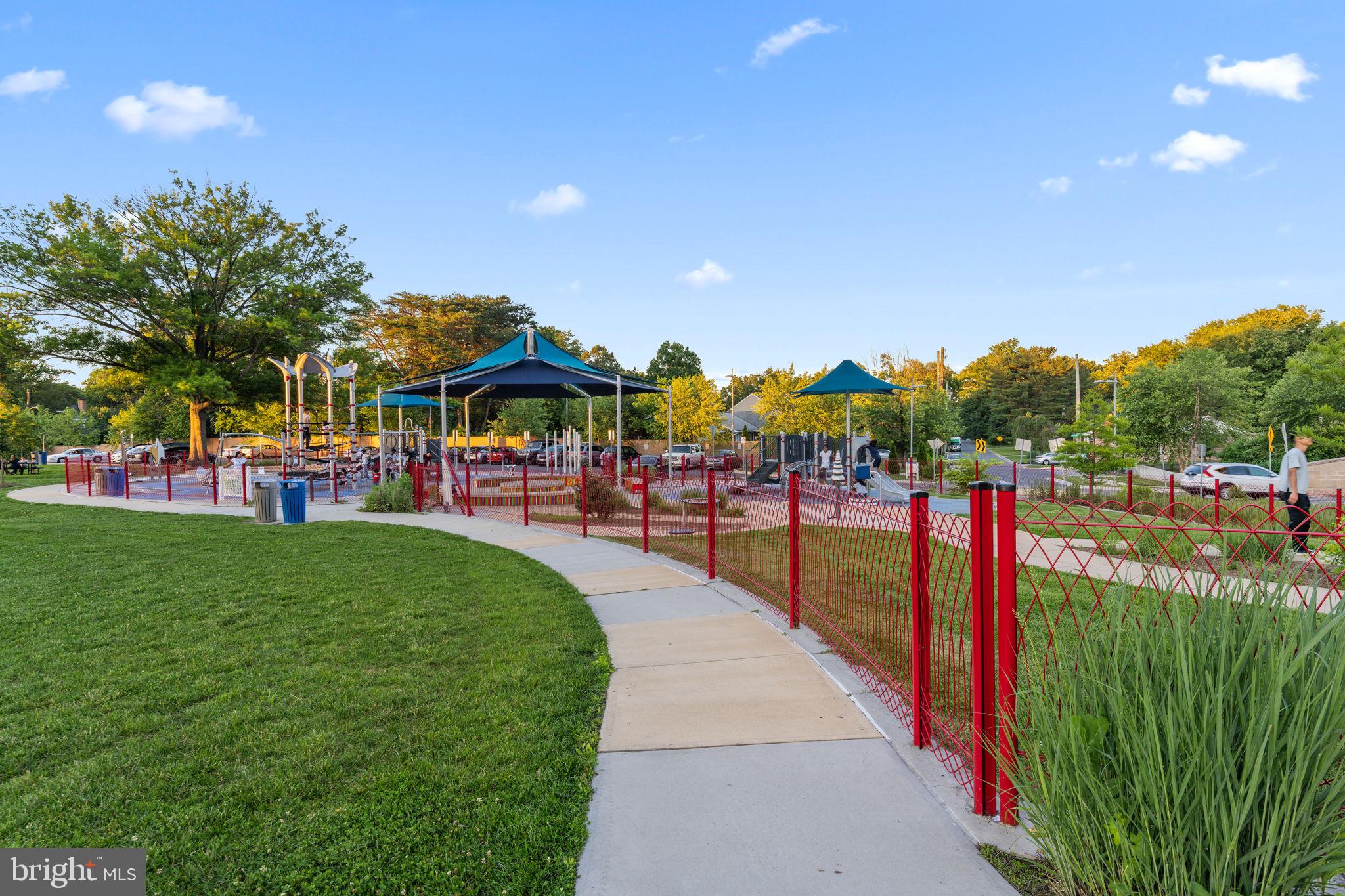 TAKOMA PARK - Residential
