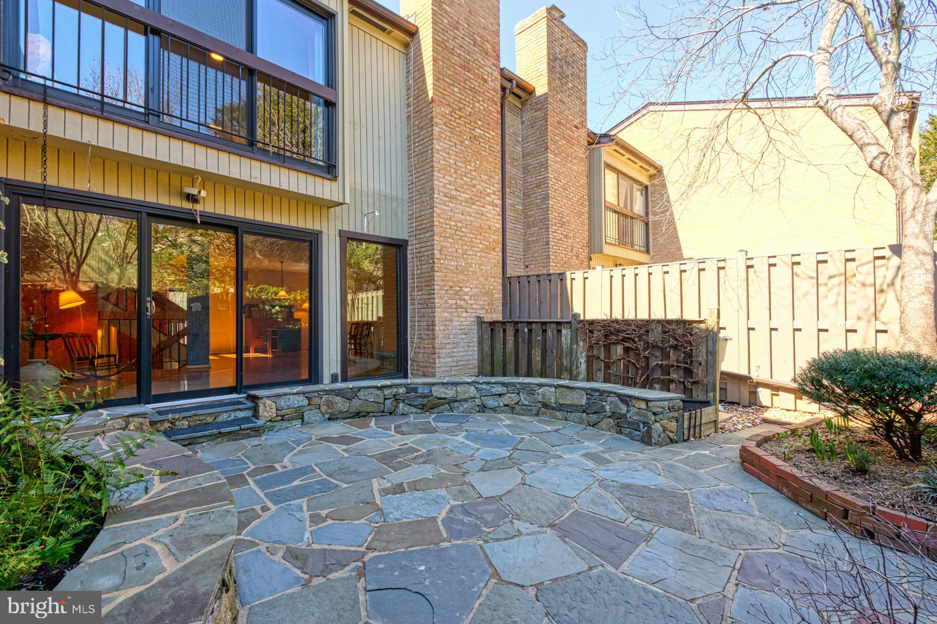 CHESTERFIELD MEWS - Residential