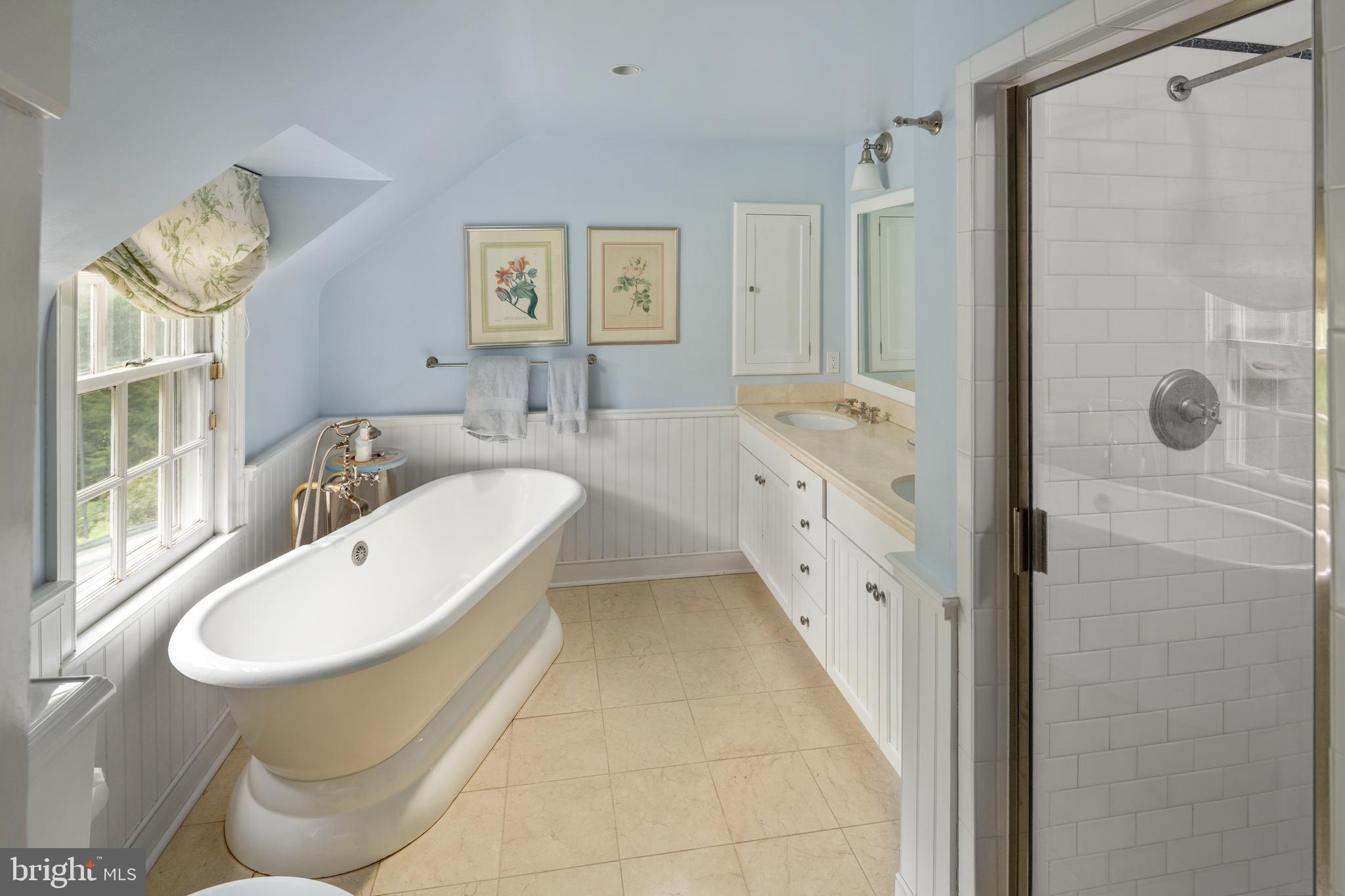 WYNDMOOR - Residential