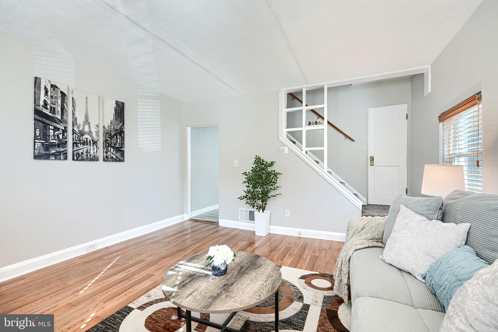 RIDGELEIGH - Residential