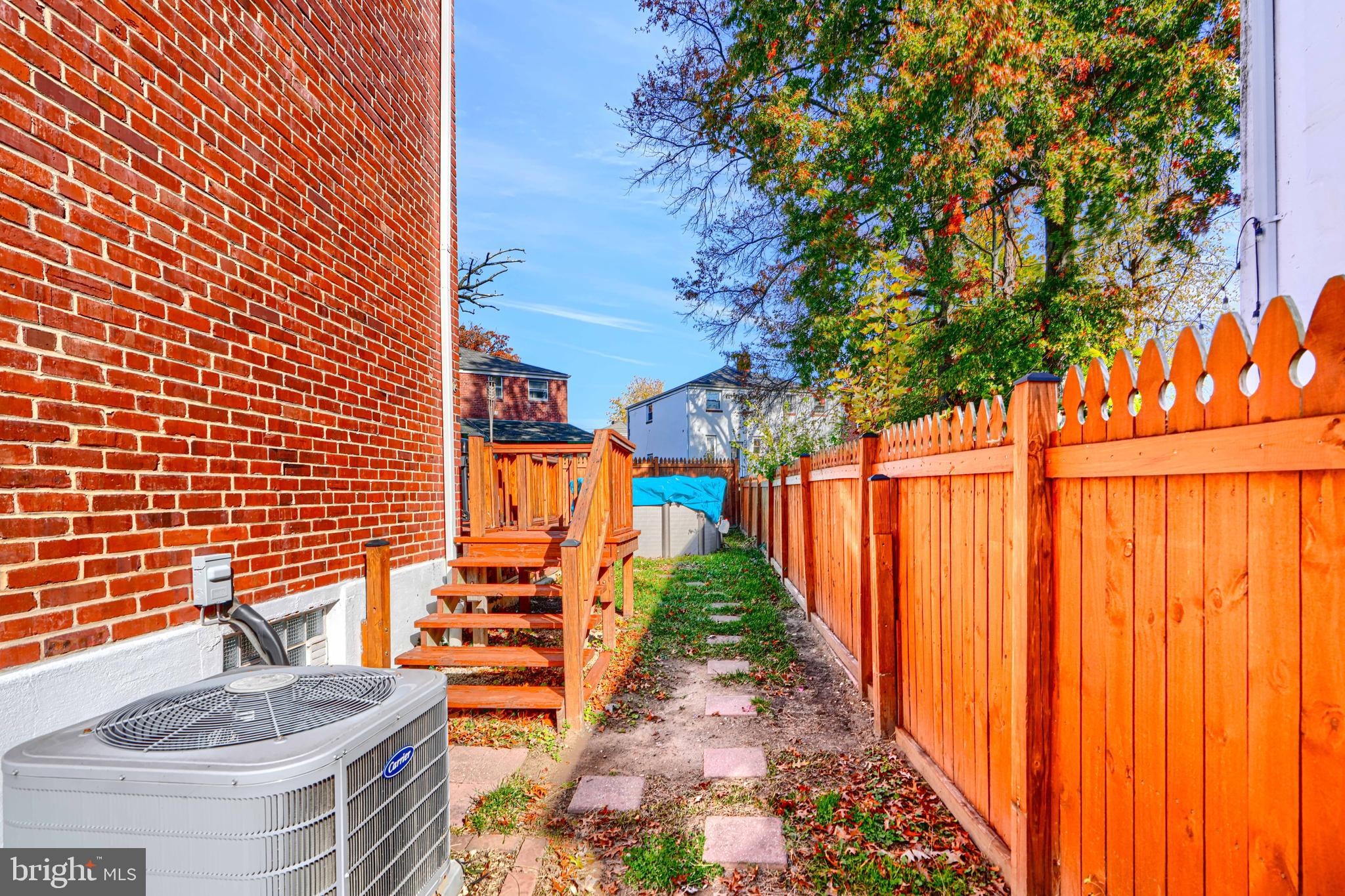 RIDGELEIGH - Residential