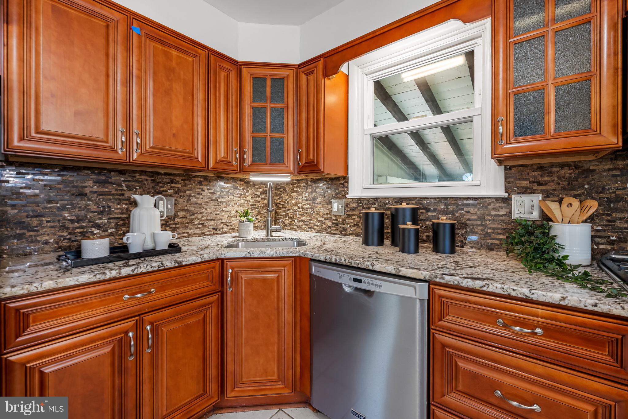 ROLLINGWOOD - Residential