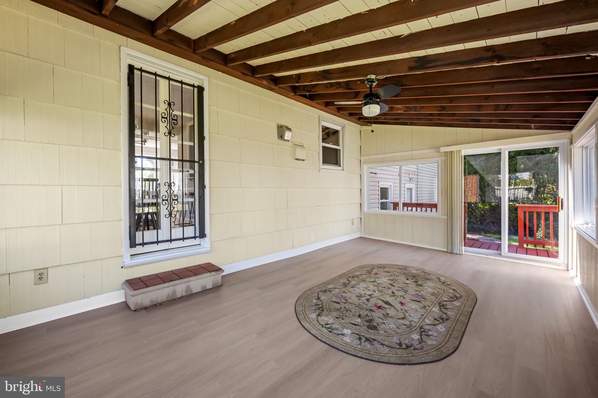 ROLLINGWOOD - Residential