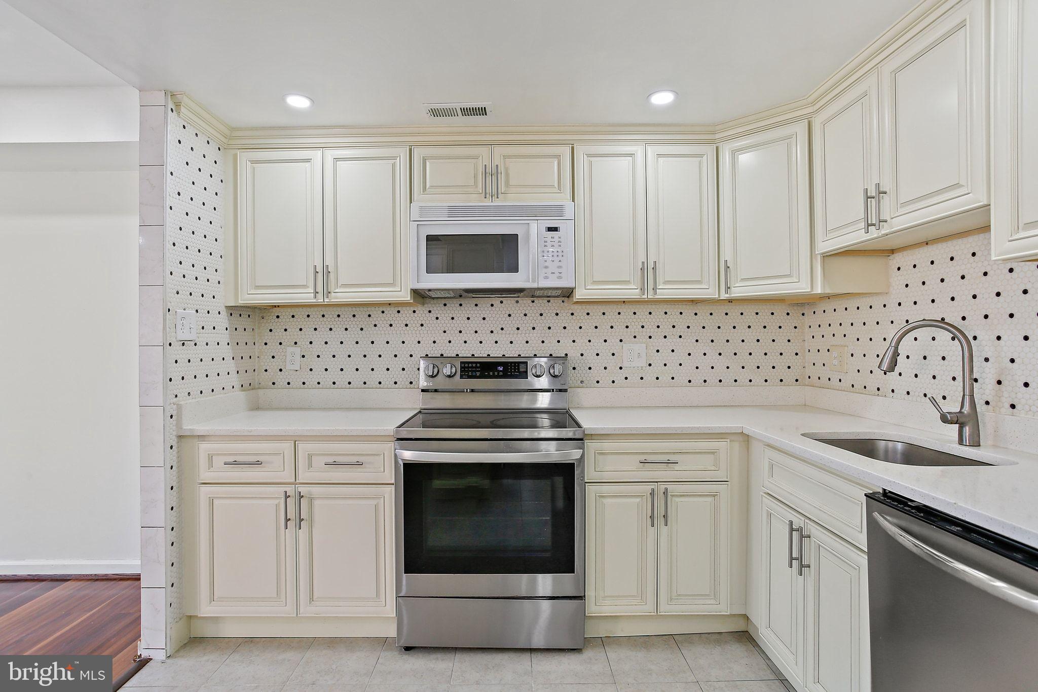 THE ELMONT - Residential