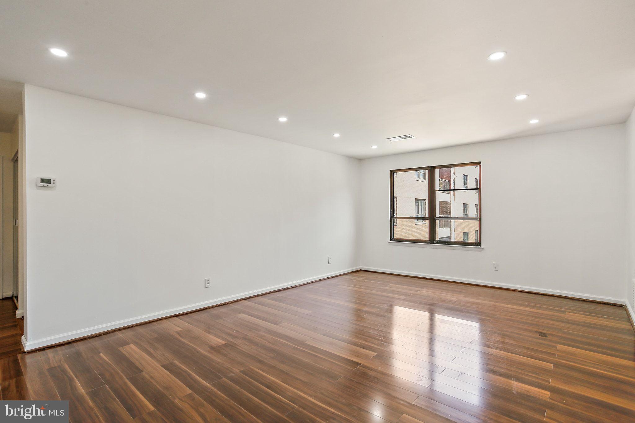 THE ELMONT - Residential