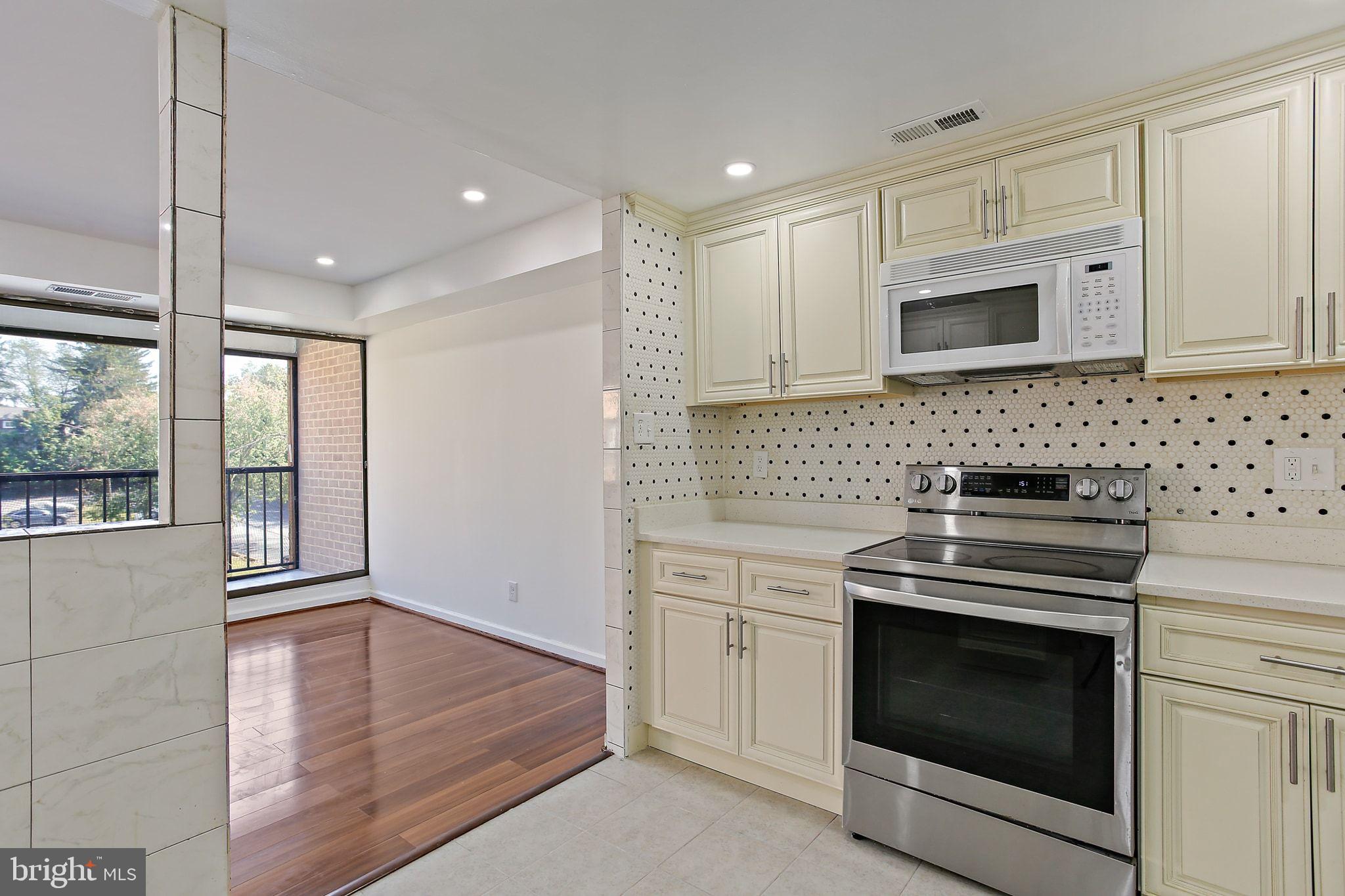 THE ELMONT - Residential