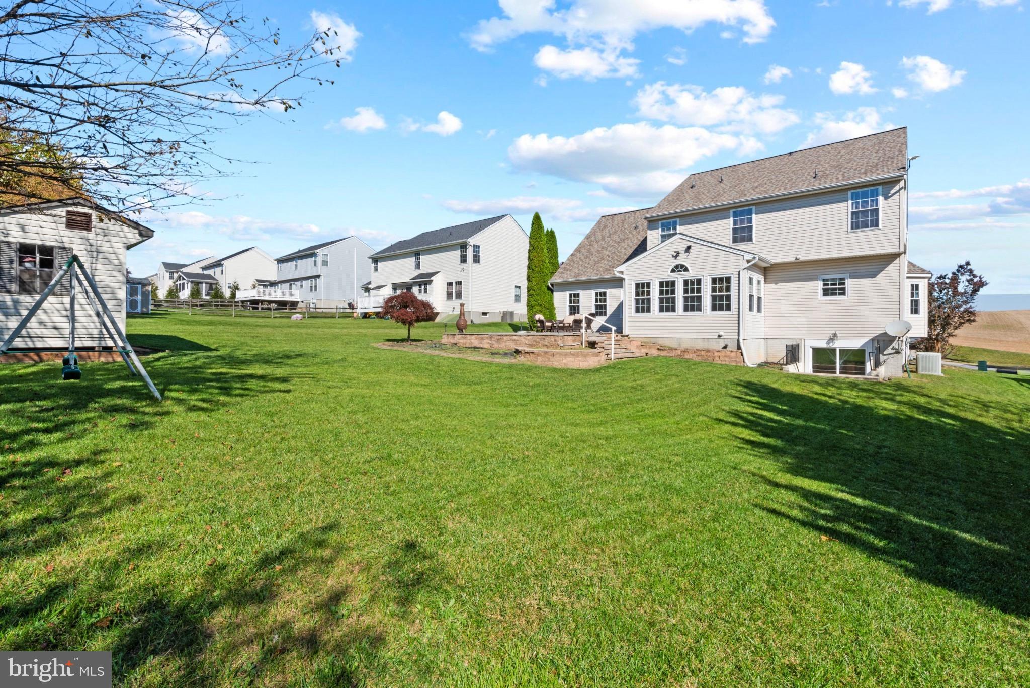 MANCHESTER FARMS - Residential