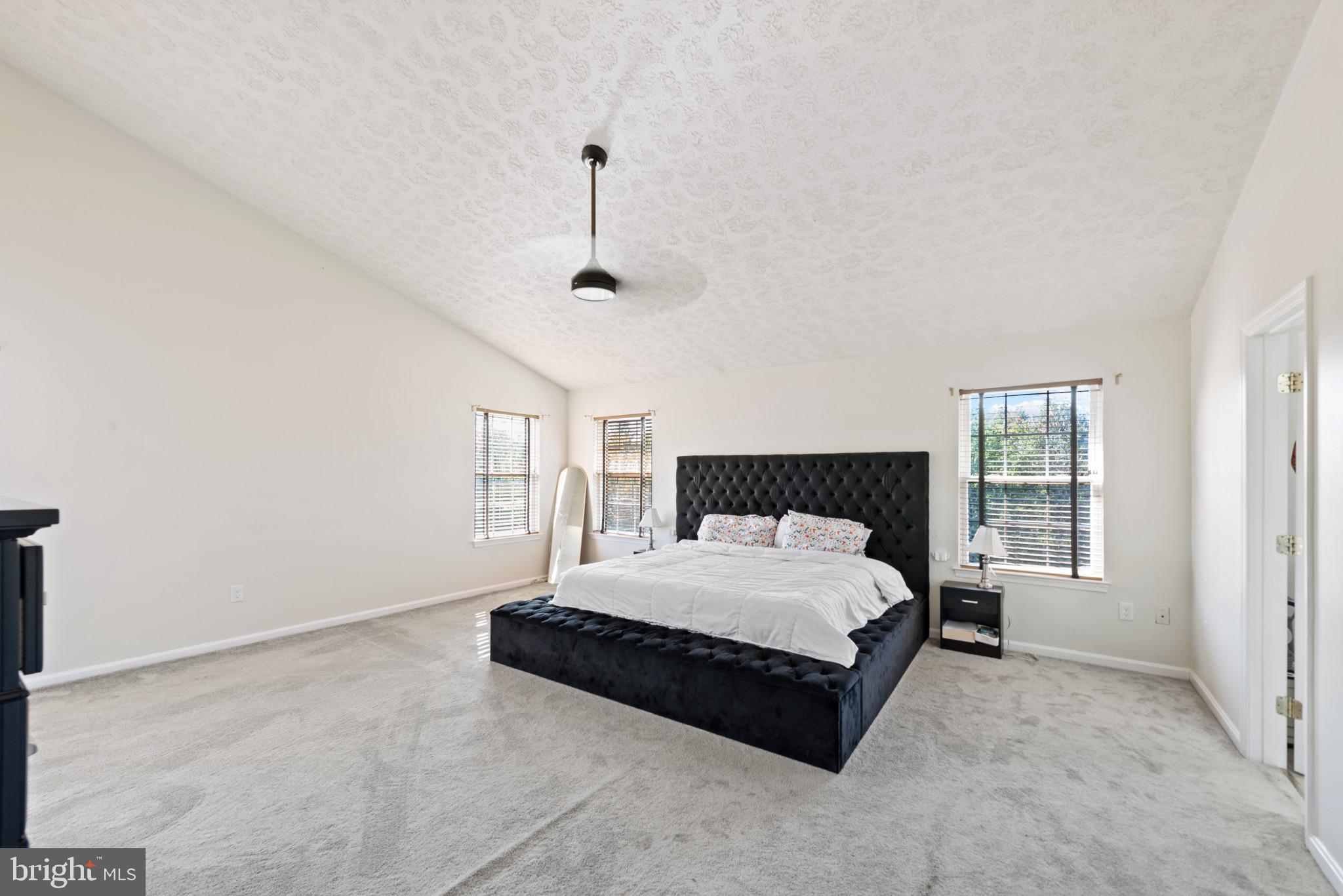 MANCHESTER FARMS - Residential