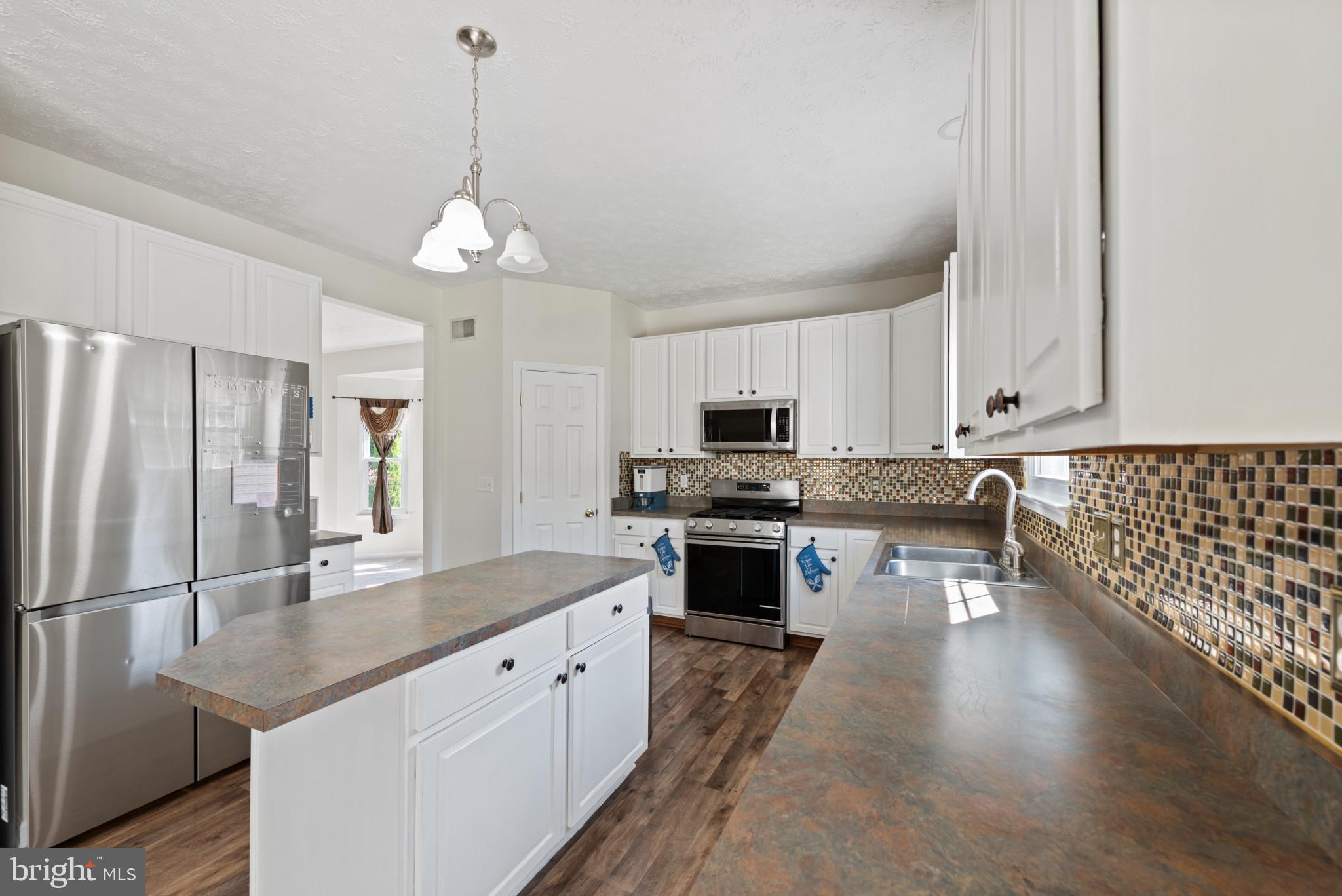 MANCHESTER FARMS - Residential