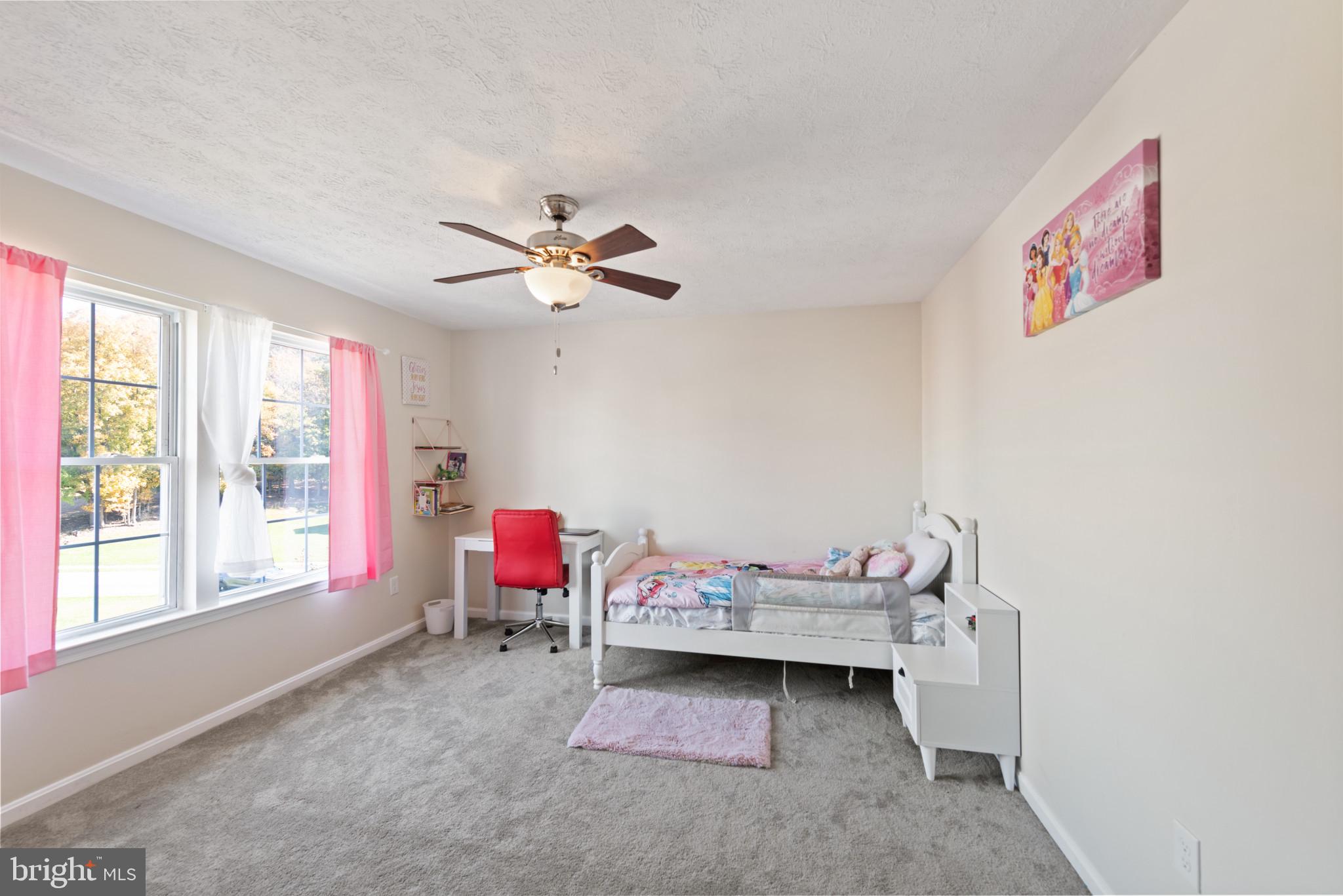 MANCHESTER FARMS - Residential