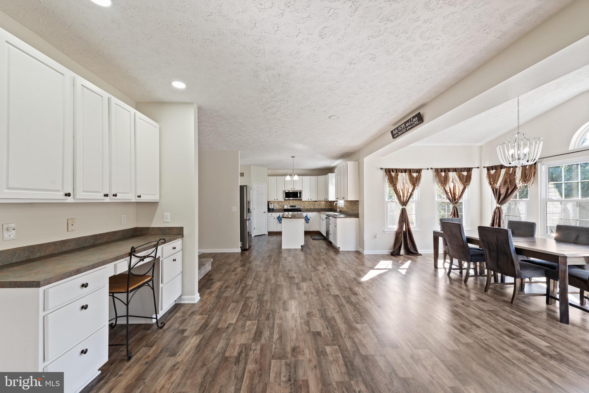 MANCHESTER FARMS - Residential