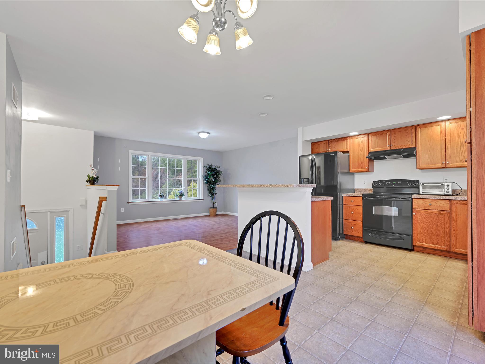 LAKE WYNONAH - Residential