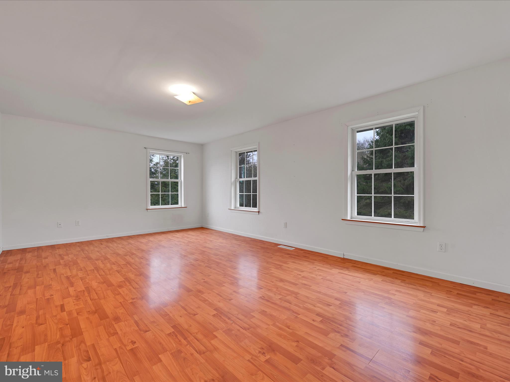 LAKE WYNONAH - Residential