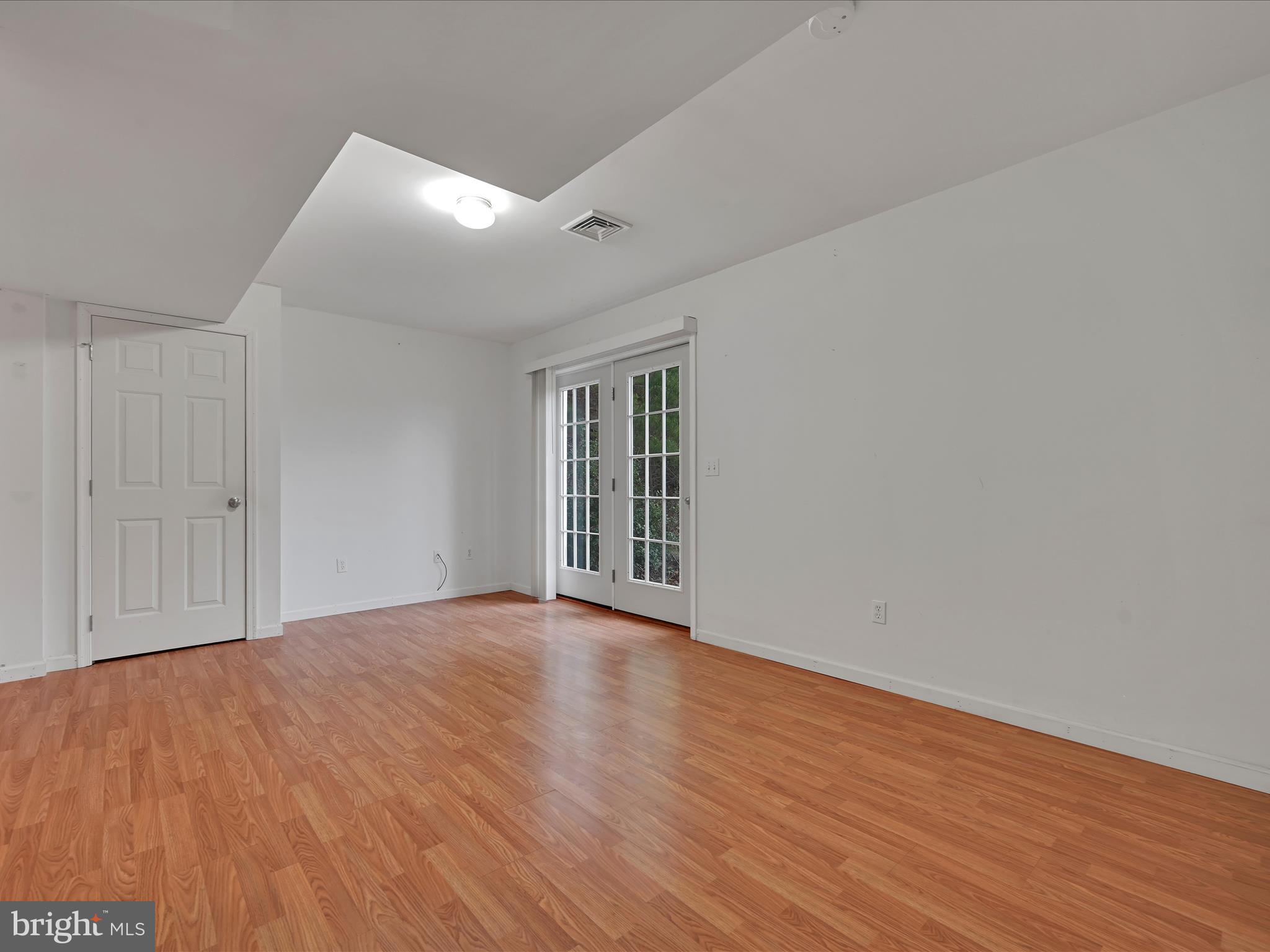 LAKE WYNONAH - Residential