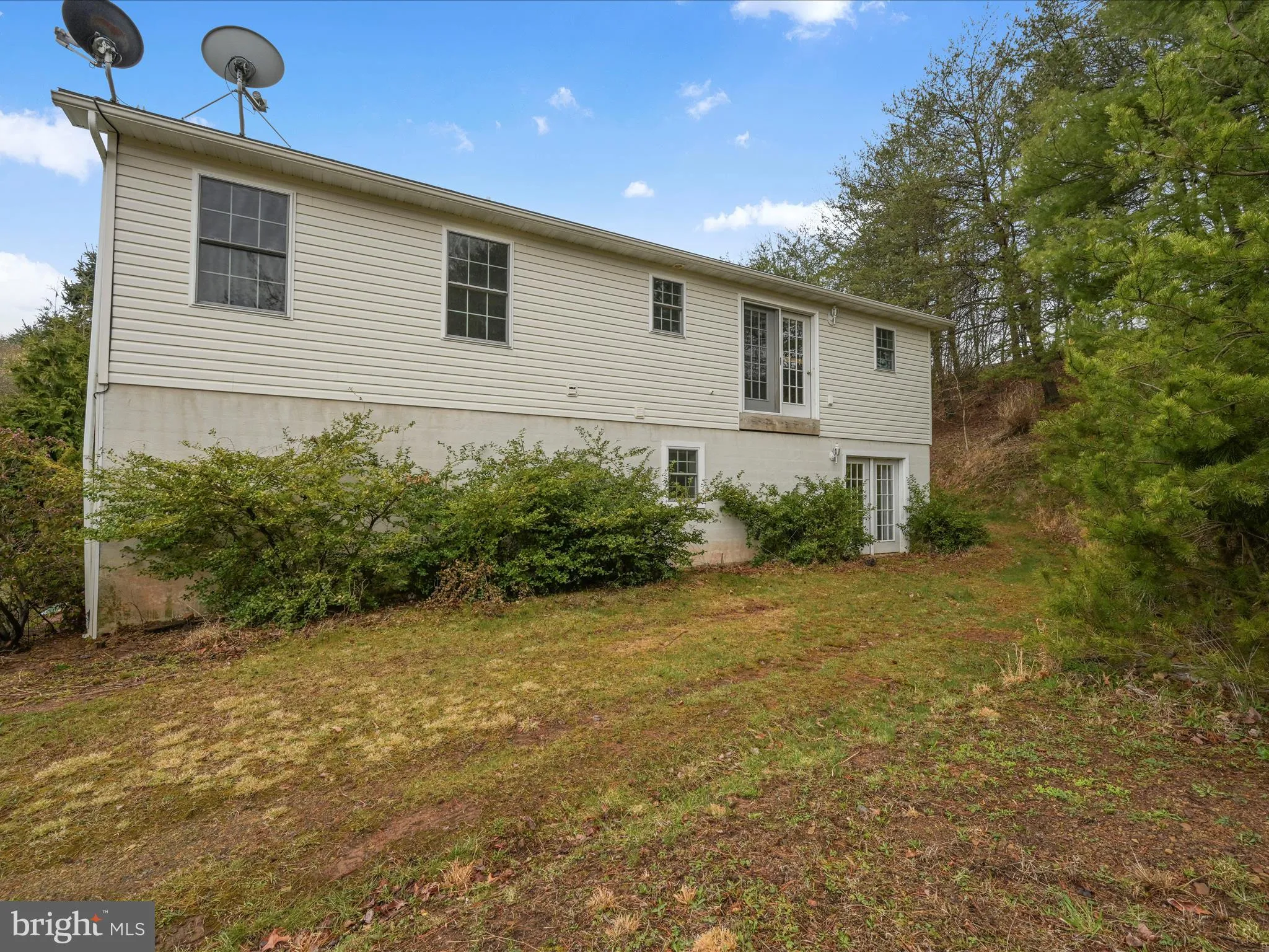 Auburn, Pennsylvania 17922, United States, 2 Bedrooms Bedrooms, ,2 BathroomsBathrooms,Residential,Pending,108157