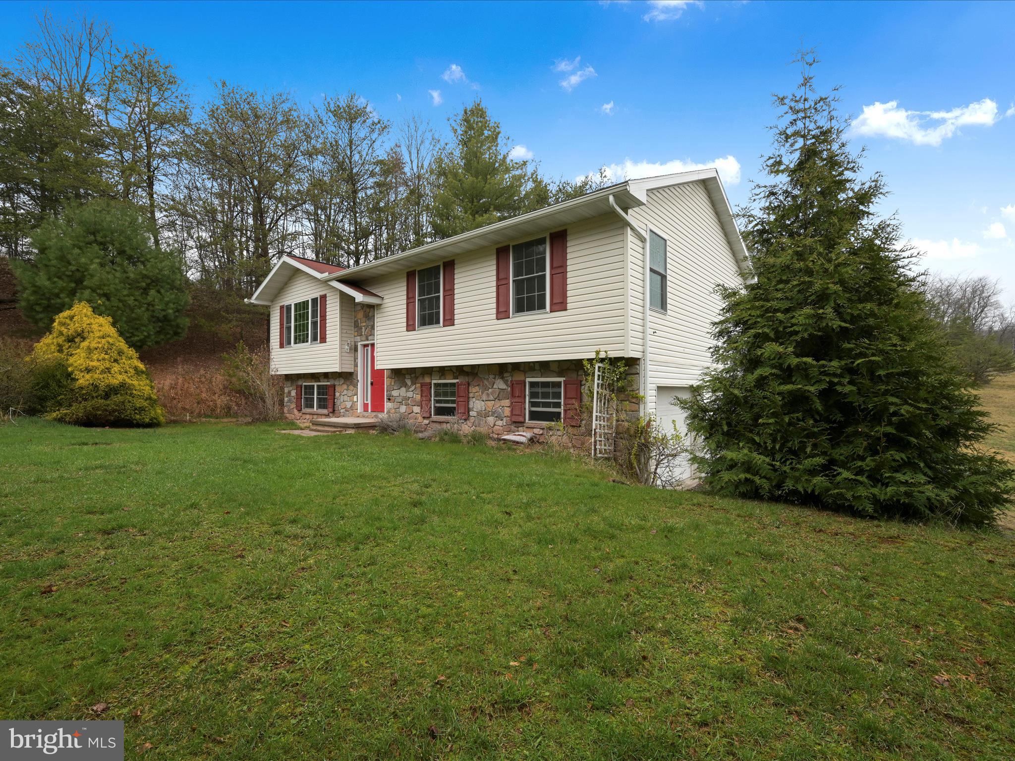 LAKE WYNONAH - Residential