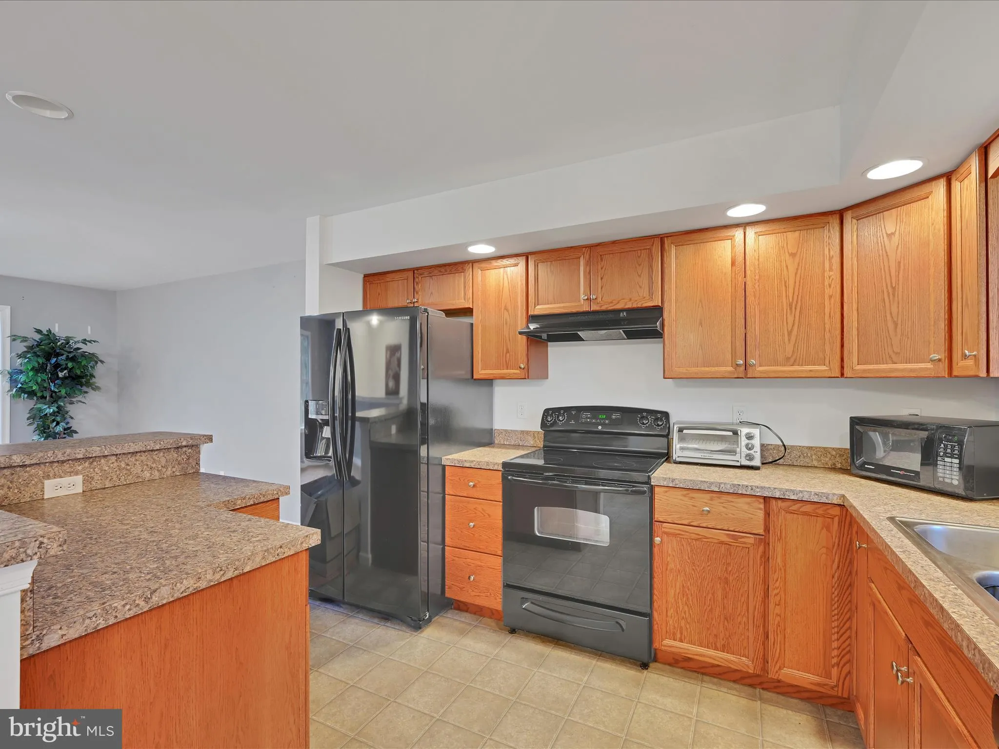 Auburn, Pennsylvania 17922, United States, 2 Bedrooms Bedrooms, ,2 BathroomsBathrooms,Residential,Pending,108157