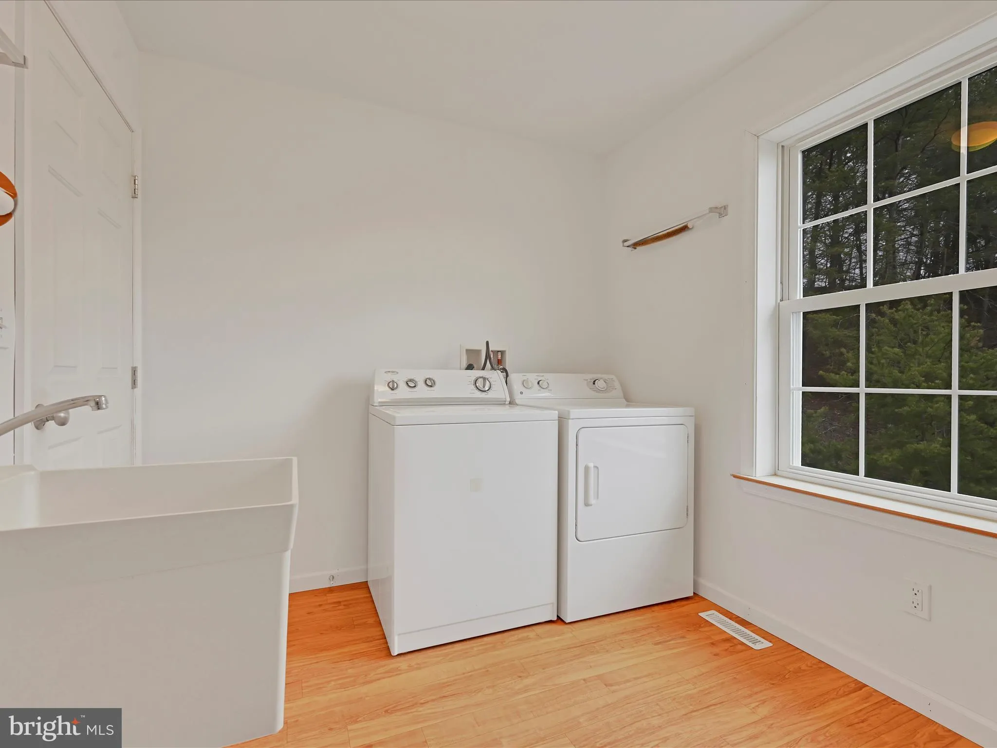 Auburn, Pennsylvania 17922, United States, 2 Bedrooms Bedrooms, ,2 BathroomsBathrooms,Residential,Pending,108157