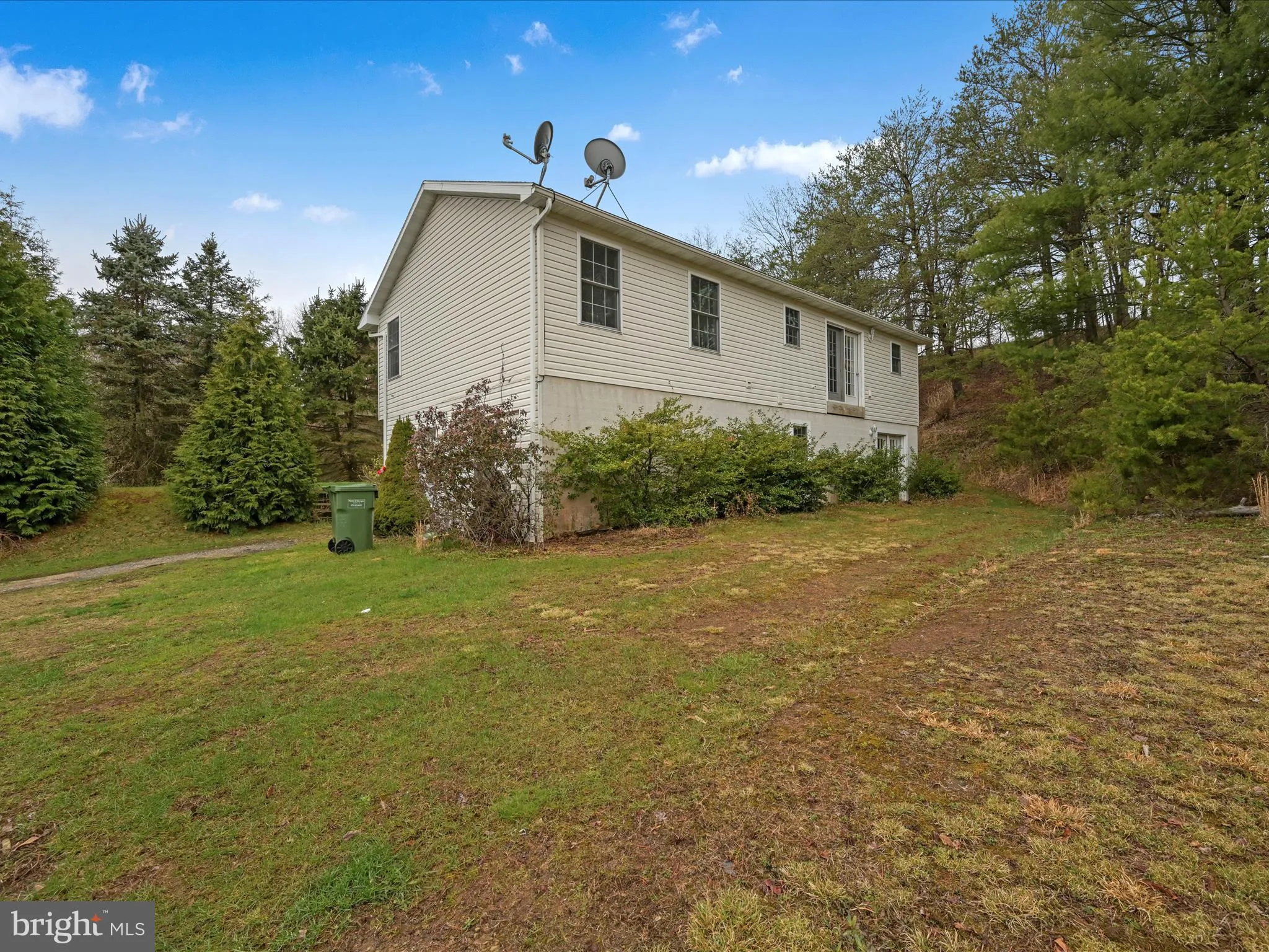 Auburn, Pennsylvania 17922, United States, 2 Bedrooms Bedrooms, ,2 BathroomsBathrooms,Residential,Pending,108157