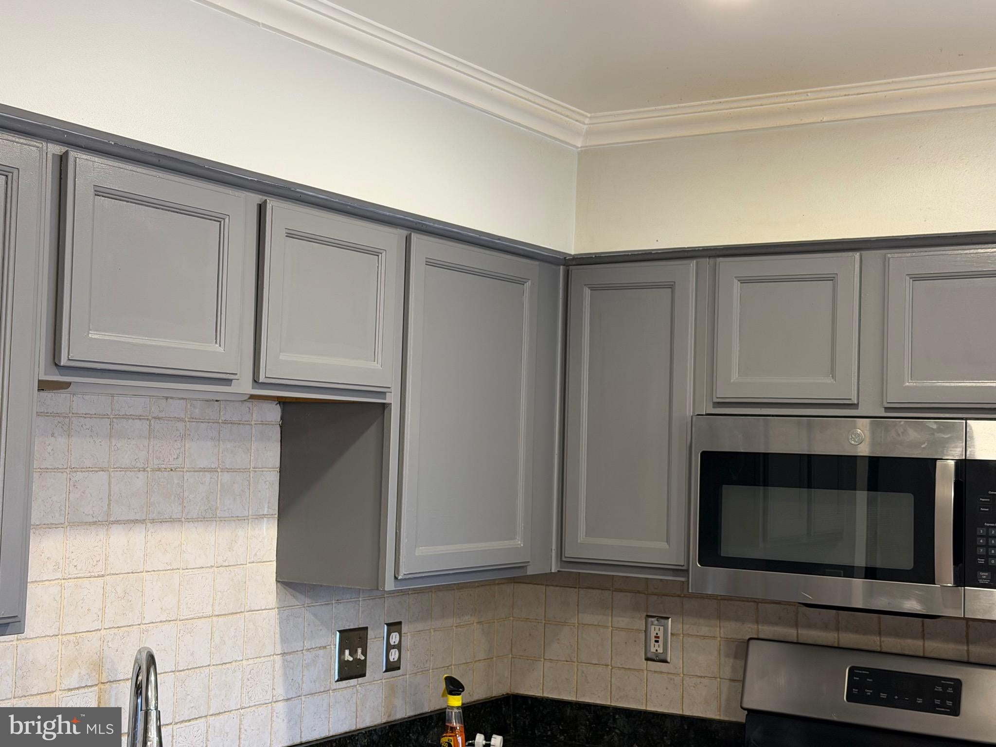 1503 TOWN VIEW COURT