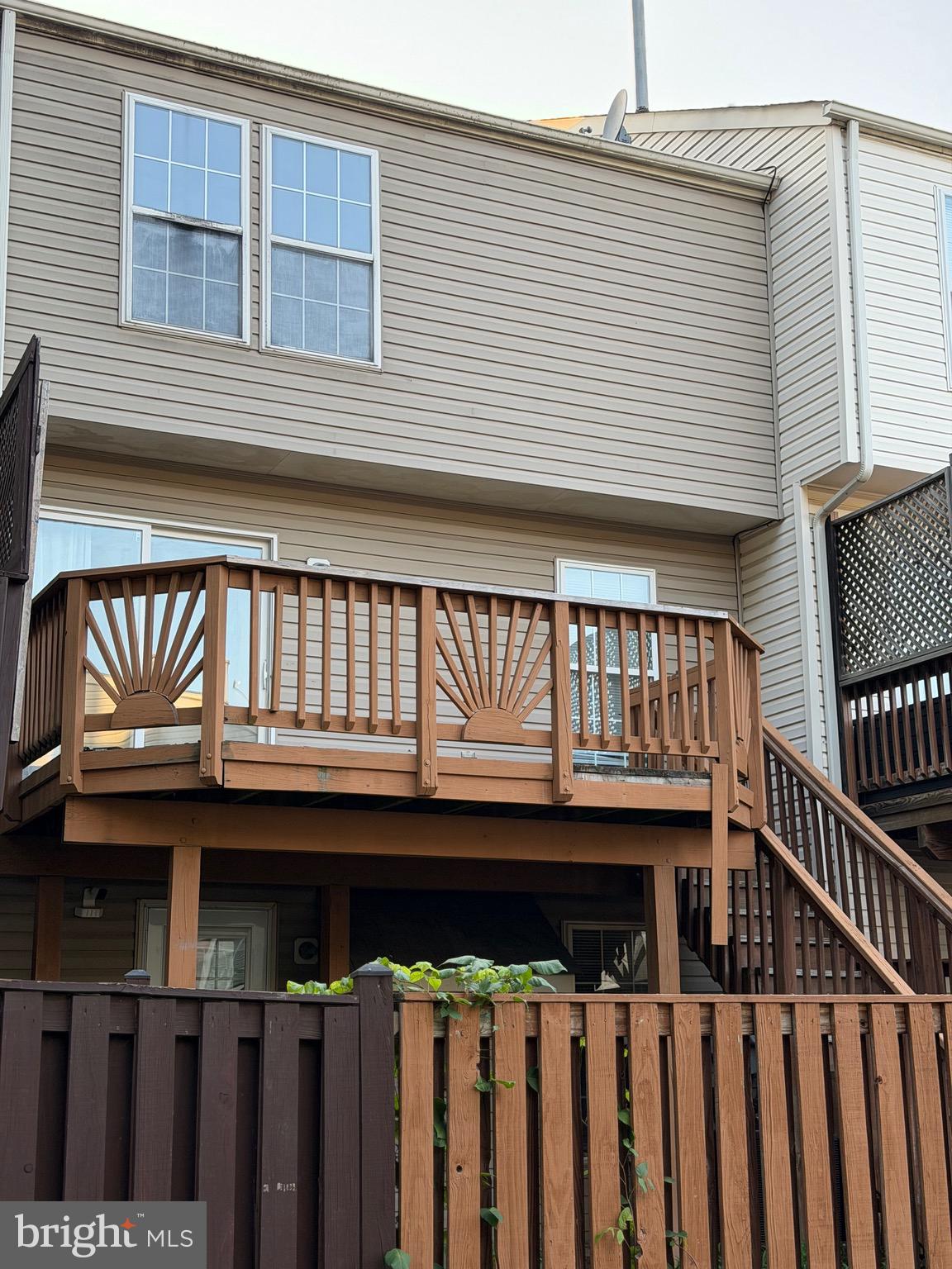 1503 TOWN VIEW COURT