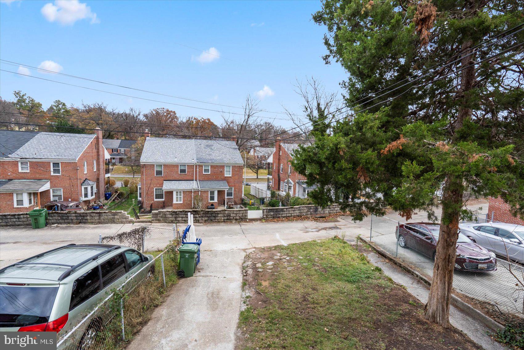 NORTHWOOD - Residential