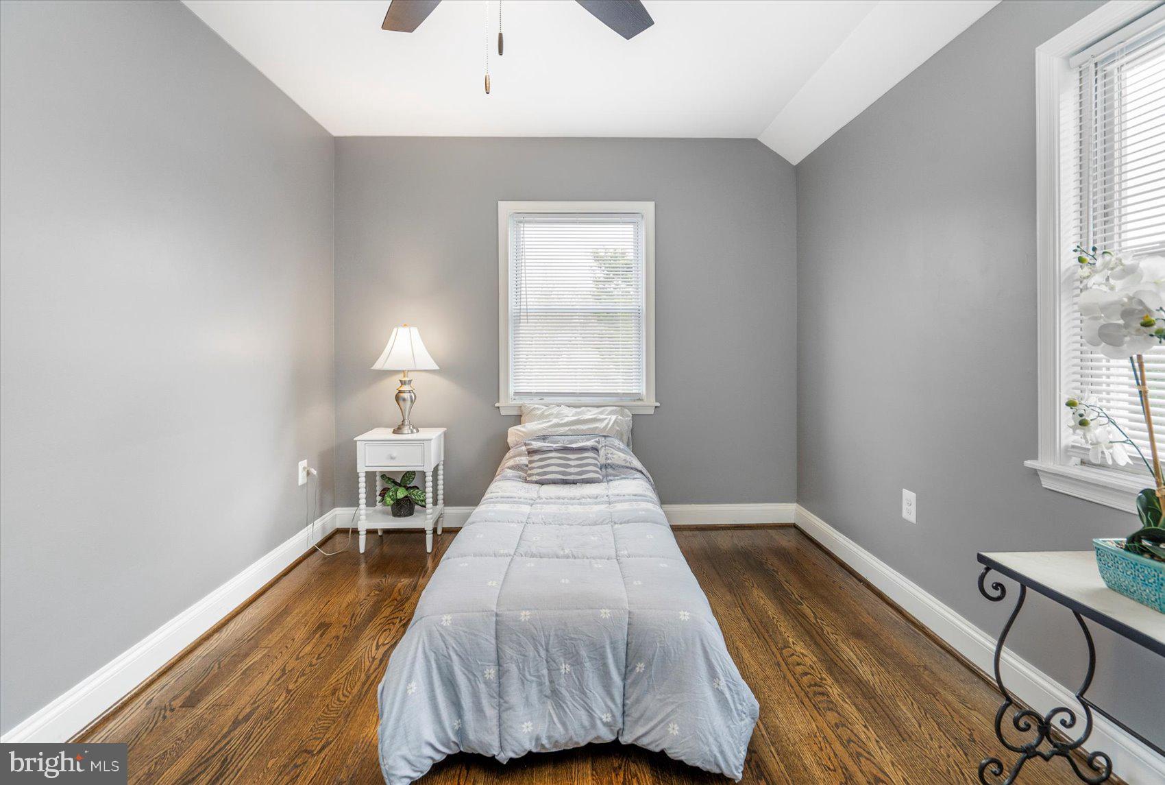 NORTHWOOD - Residential