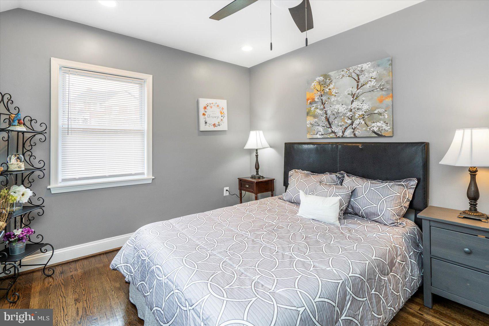 NORTHWOOD - Residential