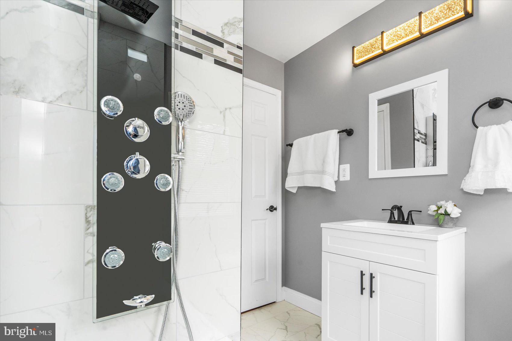 NORTHWOOD - Residential