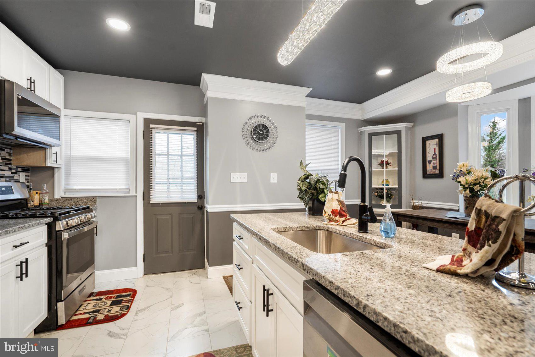 NORTHWOOD - Residential