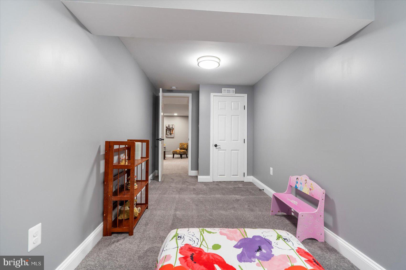 NORTHWOOD - Residential