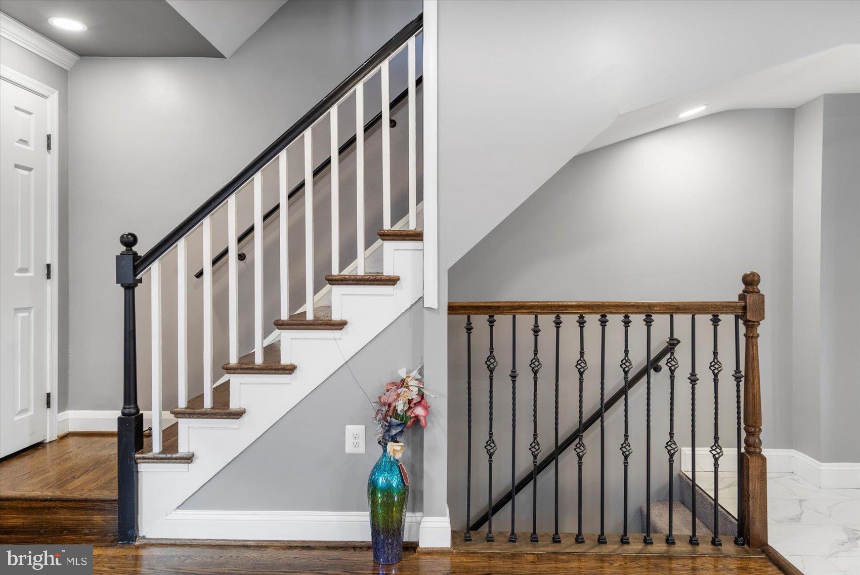 NORTHWOOD - Residential