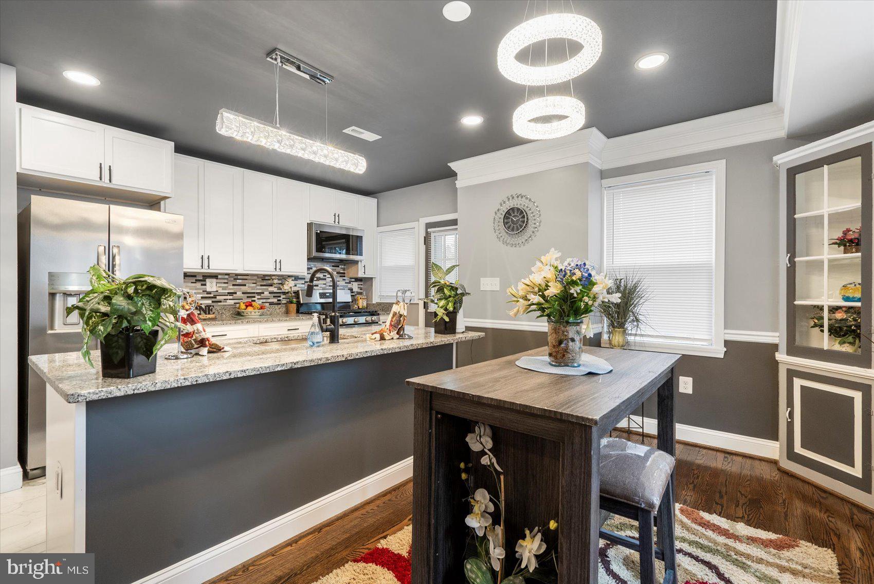 NORTHWOOD - Residential