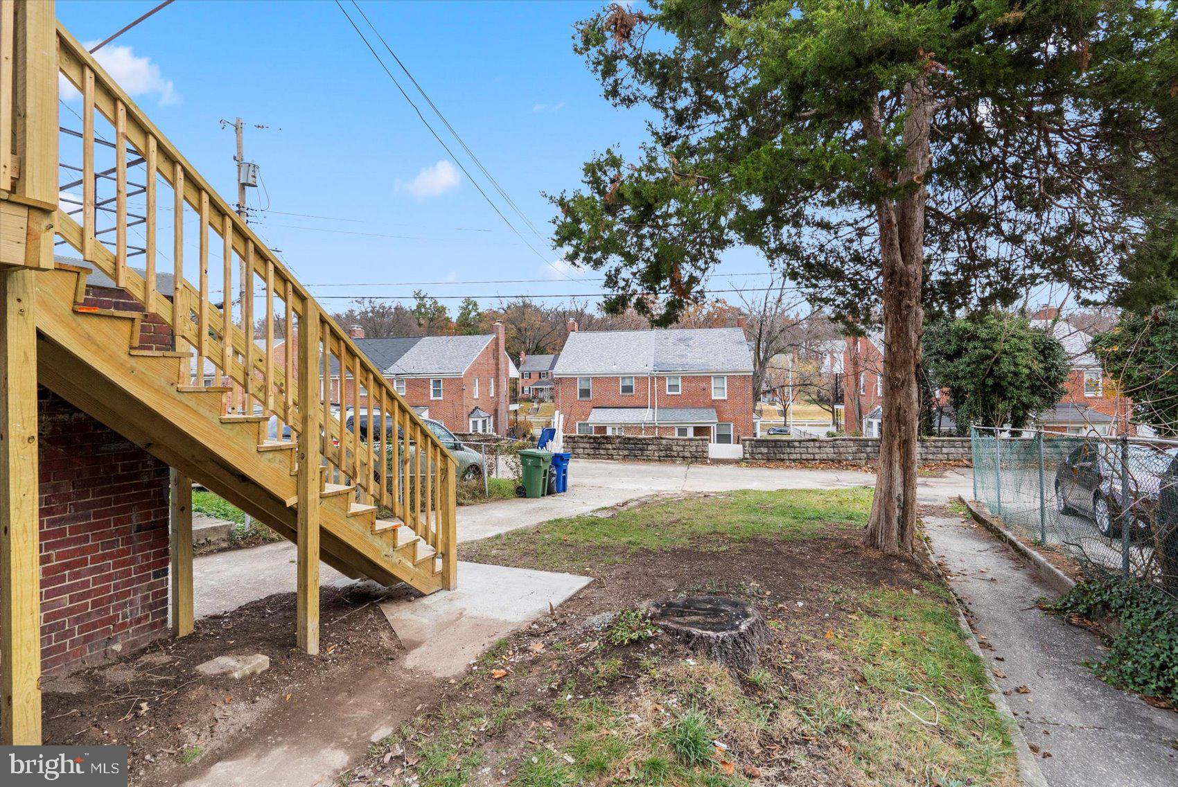 NORTHWOOD - Residential